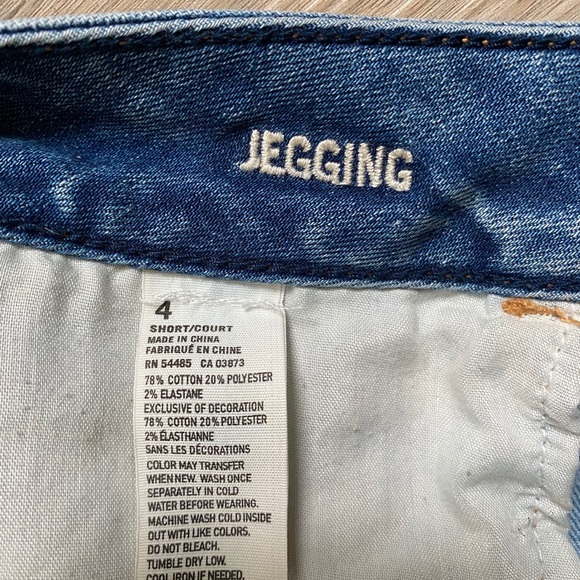 American Eagle Light Wash Jegging Jeans - Picture 5 of 6